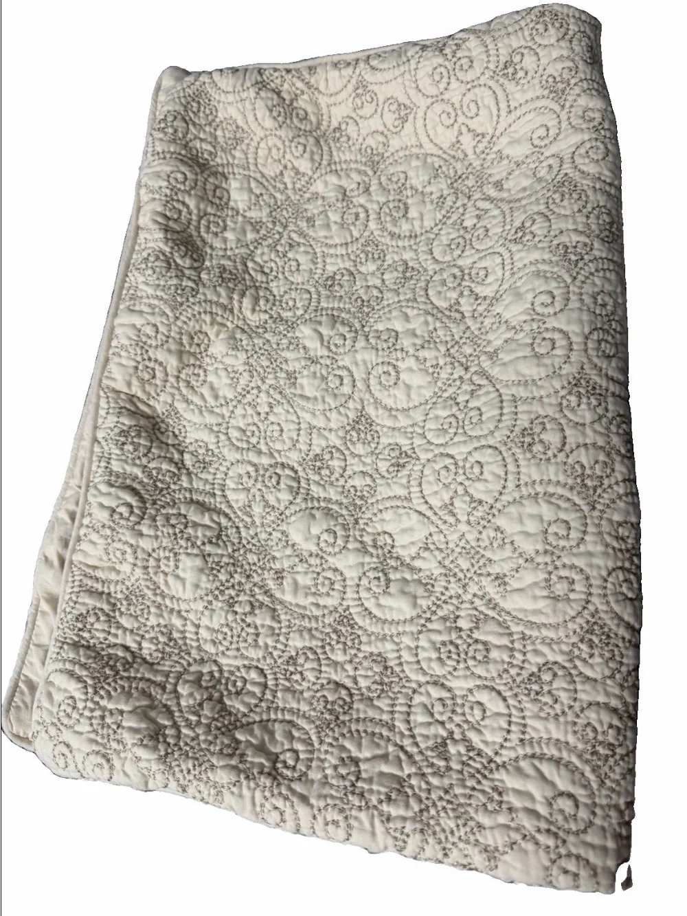 Royal Heritage Home Cream Quilted Pillow Sham Swirl Stitching 100% Cotton 20”x26
